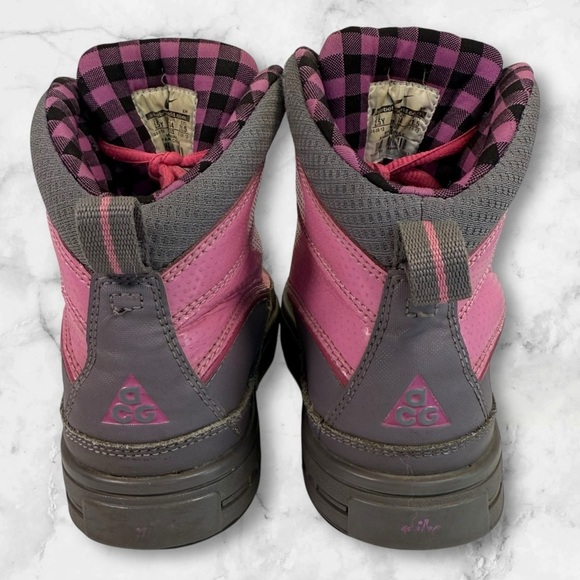 Kids Nike Woodside 2 boots size 2.5Y - Picture 3 of 8